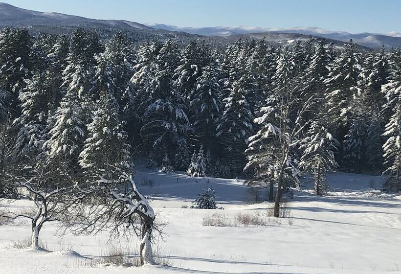 Bed and Breakfast High Hill Inn