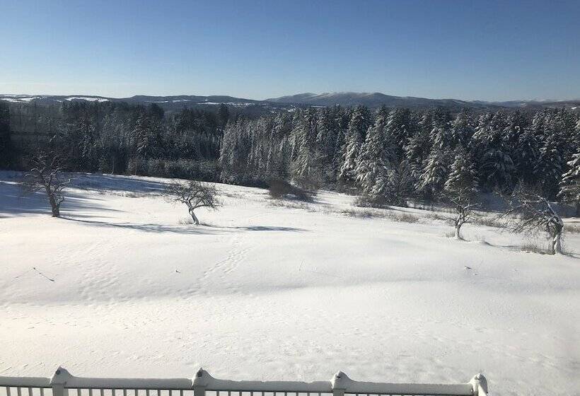 Bed and Breakfast High Hill Inn