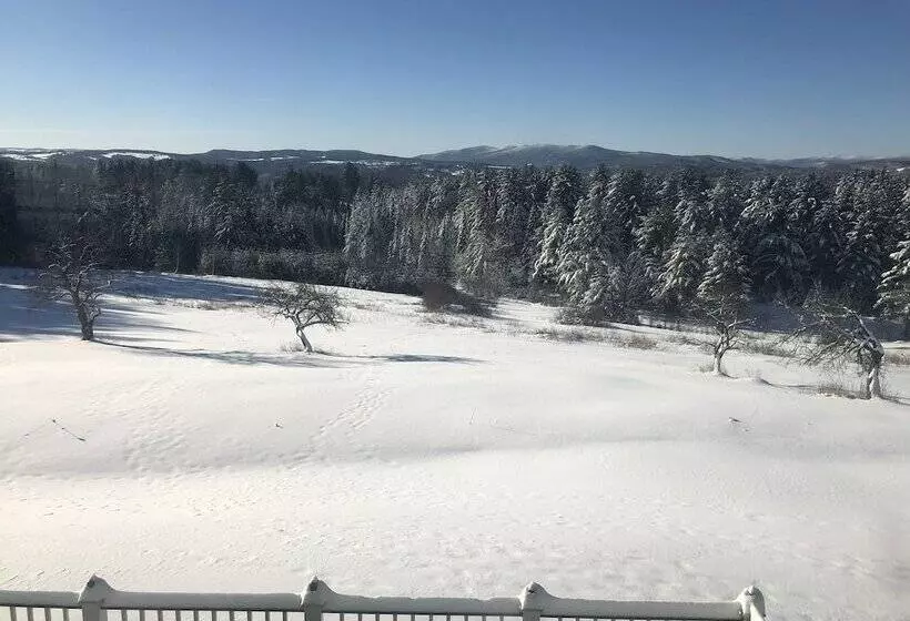 ベッドアンドブレックファースト High Hill Inn