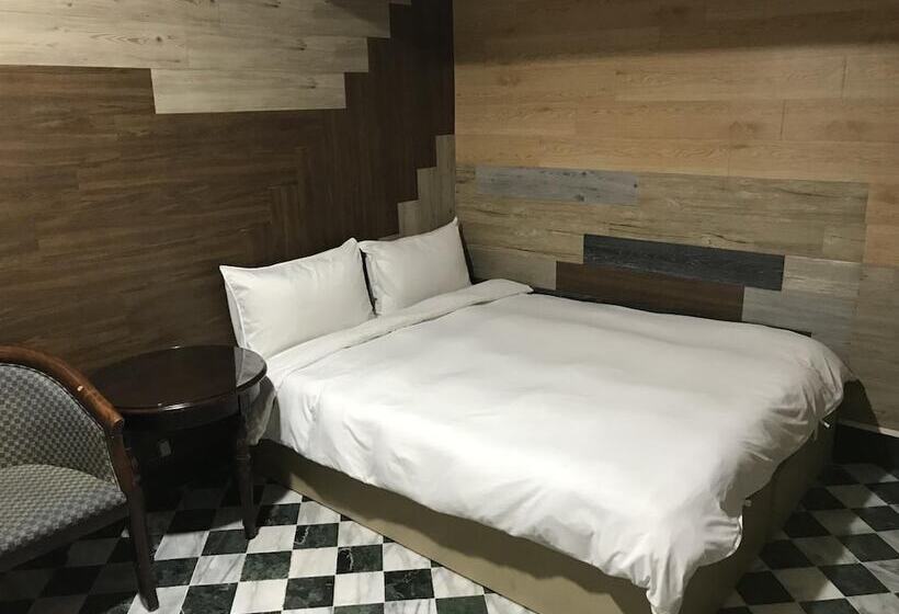 هاستل 貴族旅社 宜蘭縣旅館095號