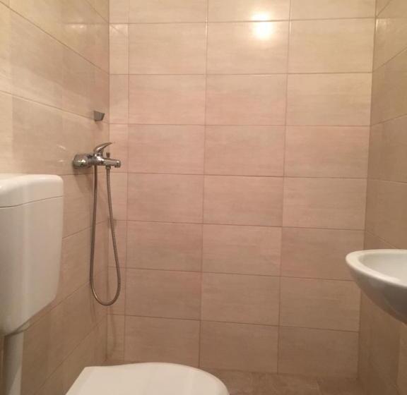 پانسیون Apartment And Rooms Barbaric