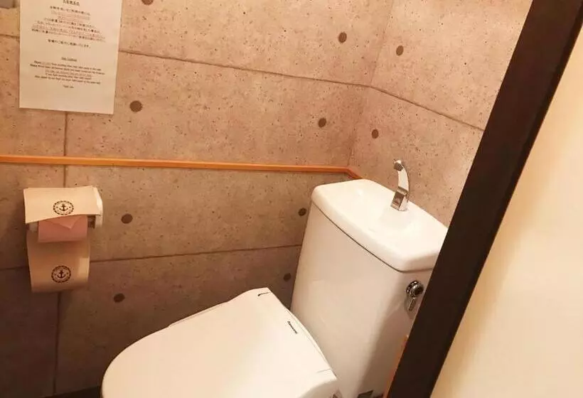 Majatalo Guest House Kutomare