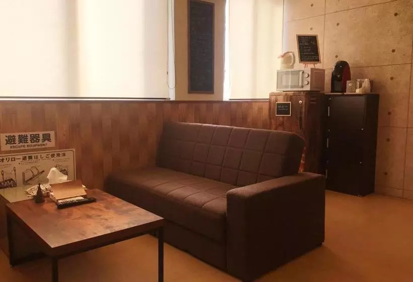 Majatalo Guest House Kutomare