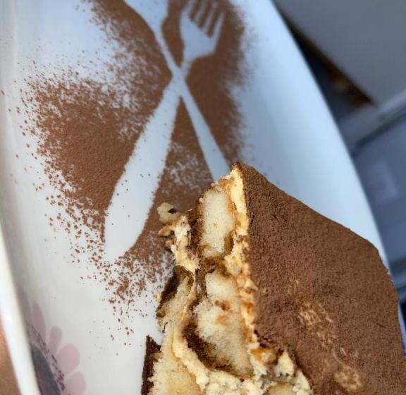 פנסיון Guesthouse Gjin Thana