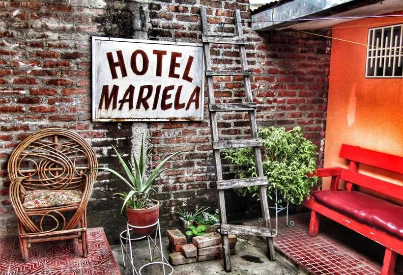 پانسیون Hostal Mariella