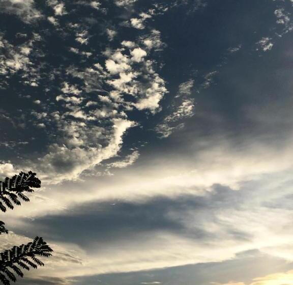 פנסיון Kandy Citylights Residence