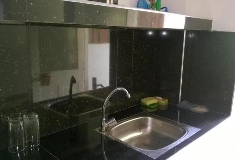 פנסיון Kandy Citylights Residence