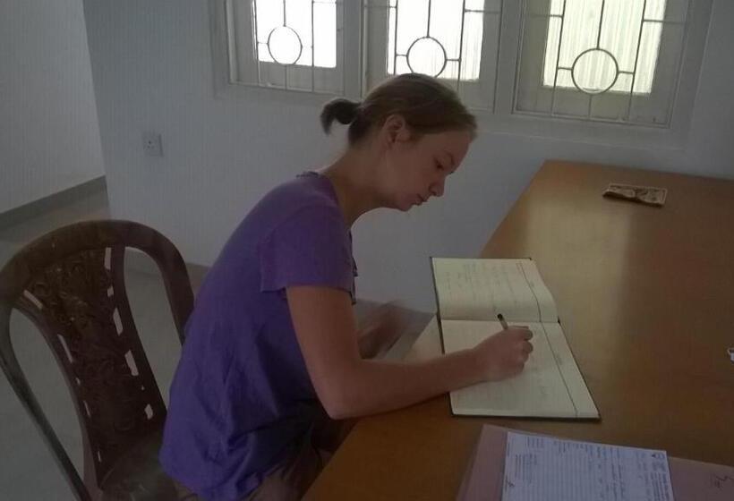 פנסיון Kandy Citylights Residence