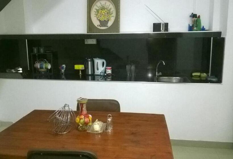 פנסיון Kandy Citylights Residence