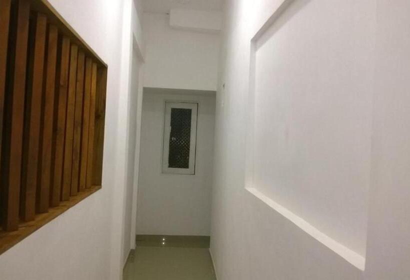 פנסיון Kandy Citylights Residence