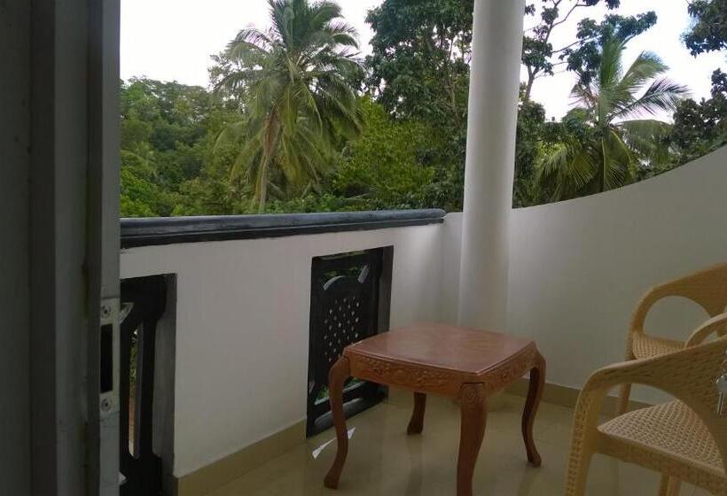 פנסיון Kandy Citylights Residence