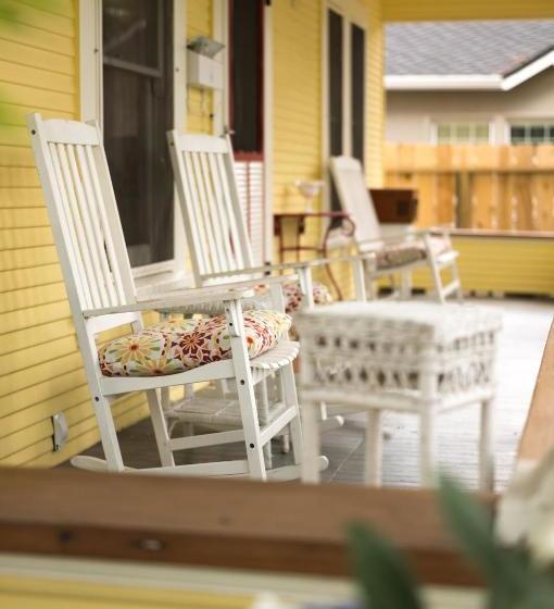 住宿加早餐  Poppy Sister Inn