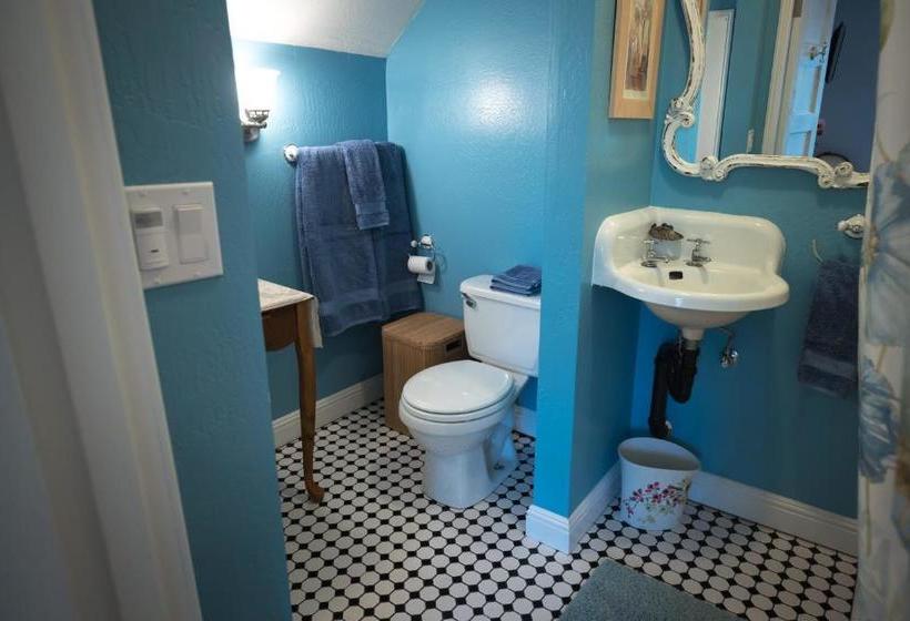 住宿加早餐  Poppy Sister Inn