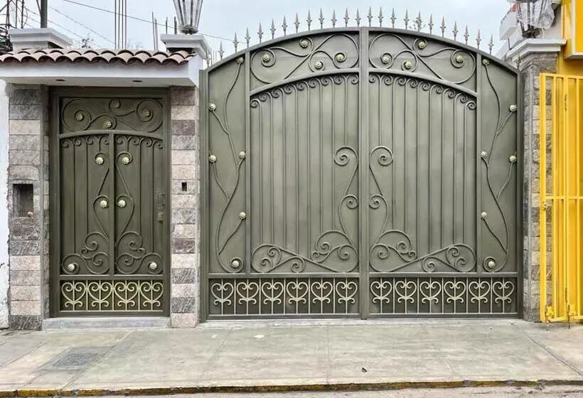 El Huerto Hostel
