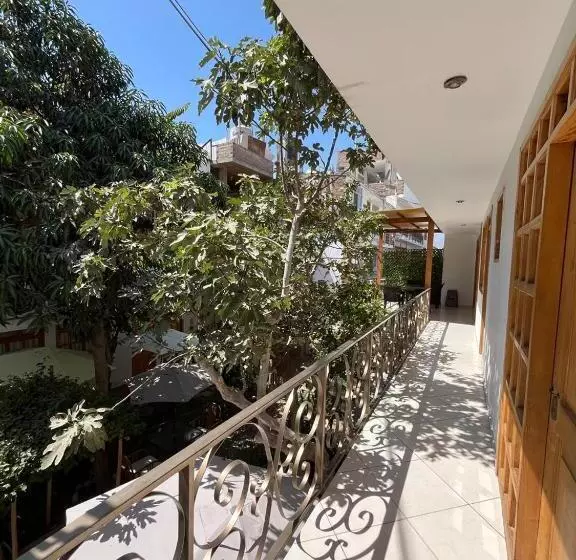 El Huerto Hostel