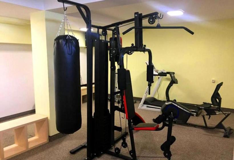 Pensiunea Blue House