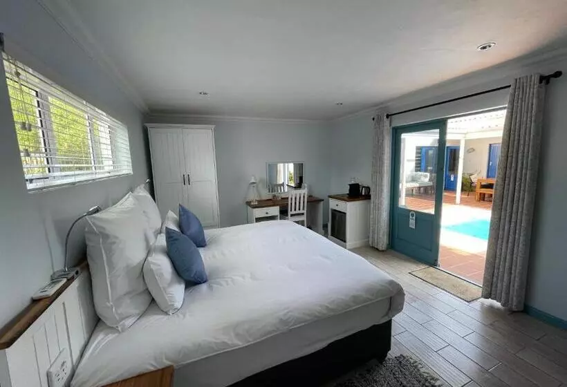 Majatalo Bluesky Arniston Guest House