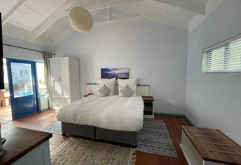 Majatalo Bluesky Arniston Guest House