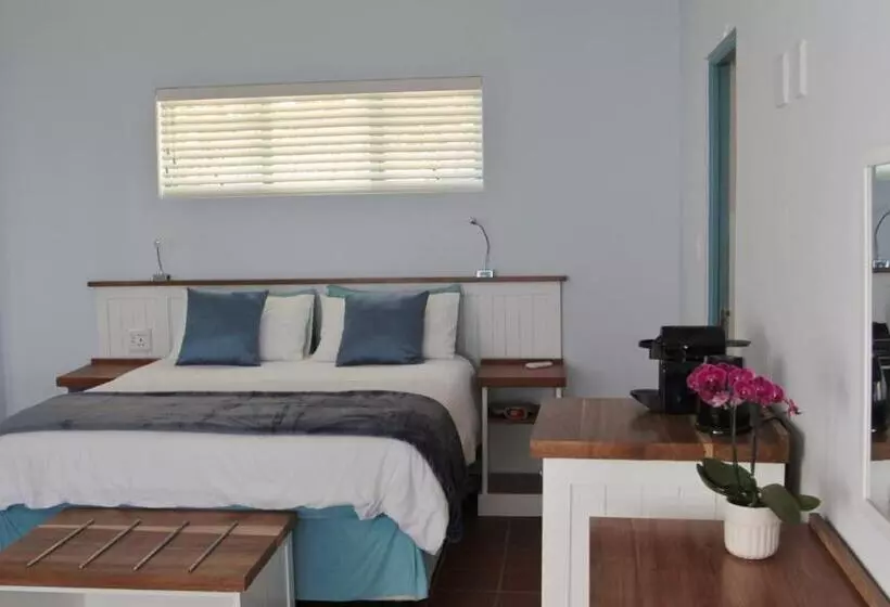 Majatalo Bluesky Arniston Guest House