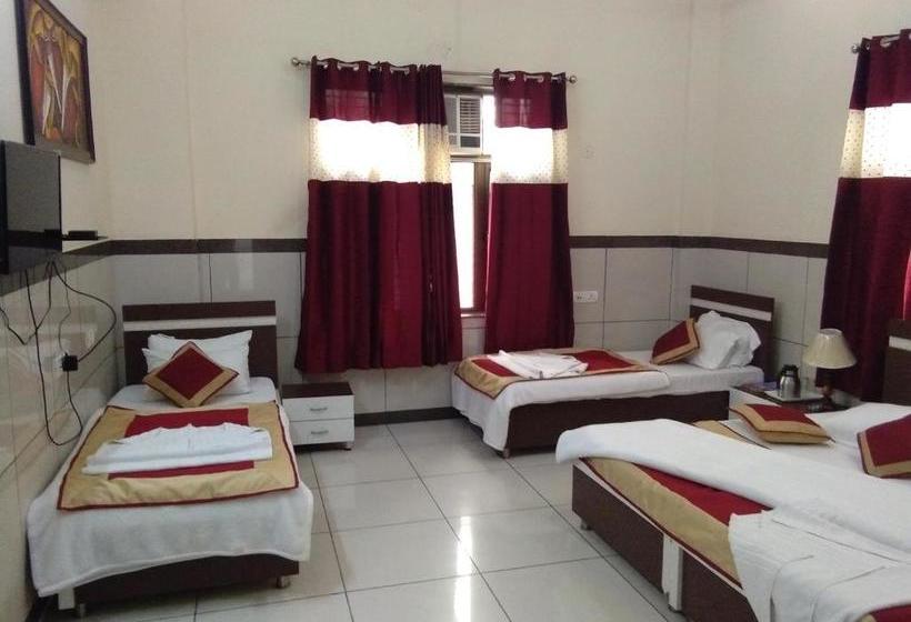 ペンション Primrose  And Restaurant