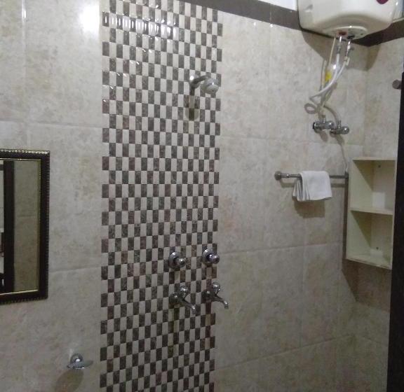 Pensão Primrose  And Restaurant