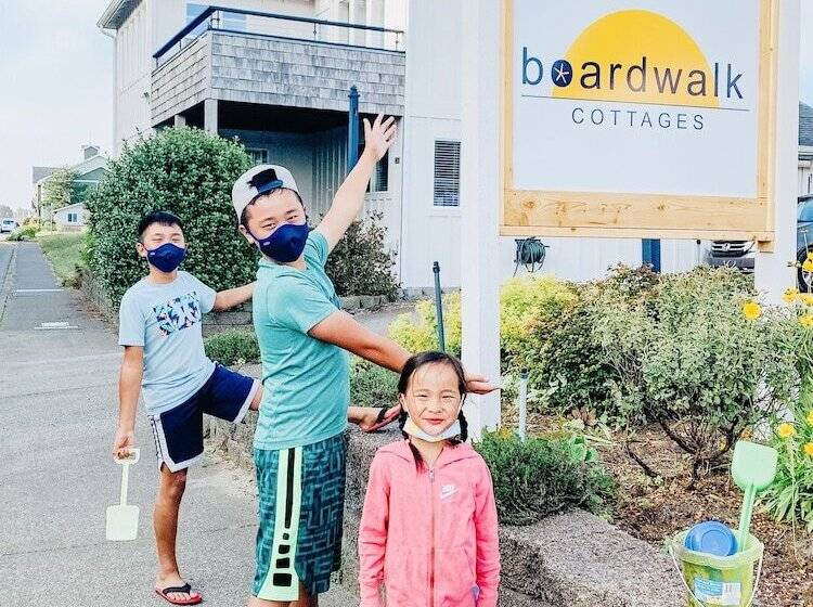 旅馆 Boardwalk Cottages