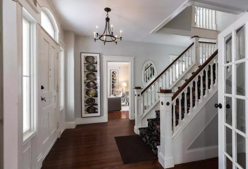 Retkeilymaja The Marble West Inn