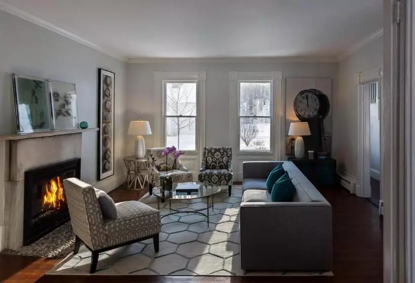 Retkeilymaja The Marble West Inn