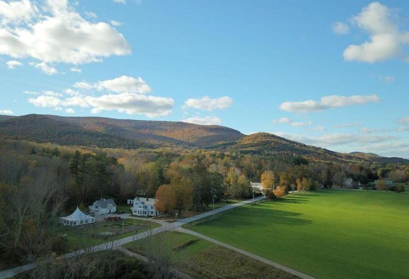 호스텔 The Marble West Inn