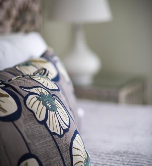 호스텔 The Marble West Inn