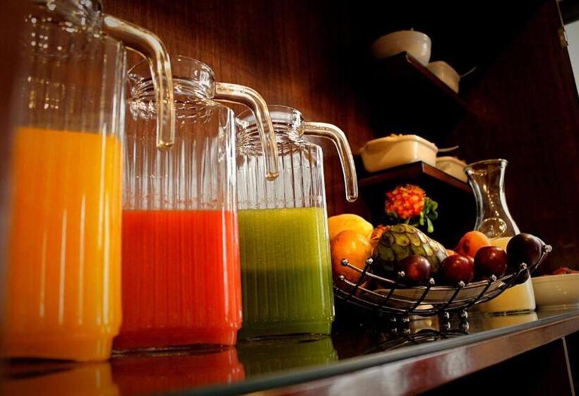 פנסיון Bella Aqp