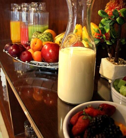 פנסיון Bella Aqp