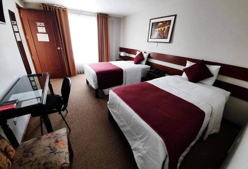 פנסיון Bella Aqp