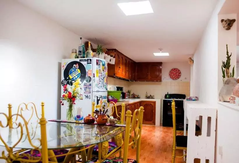 ペンション Corazón Corteza