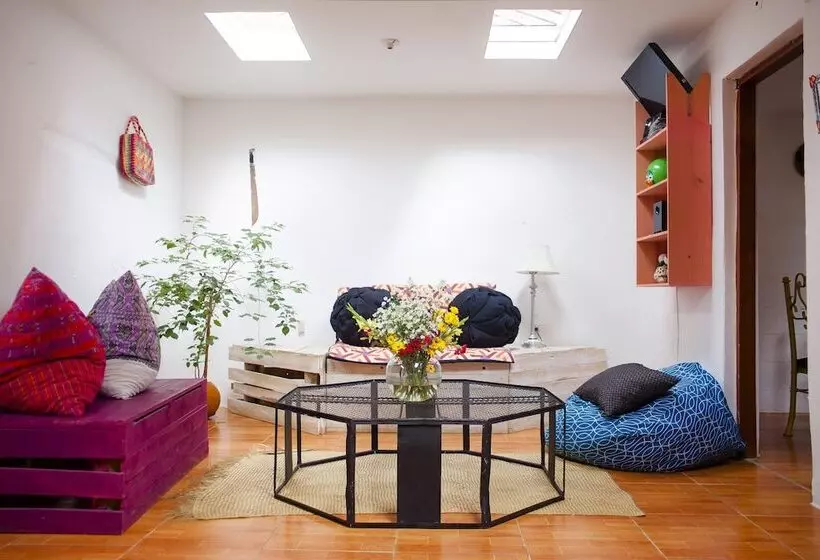 ペンション Corazón Corteza