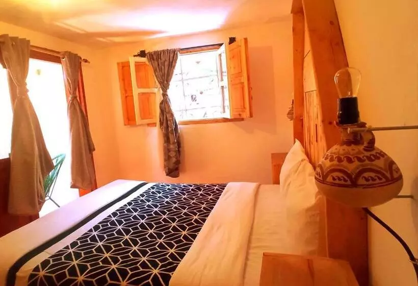 ペンション Corazón Corteza