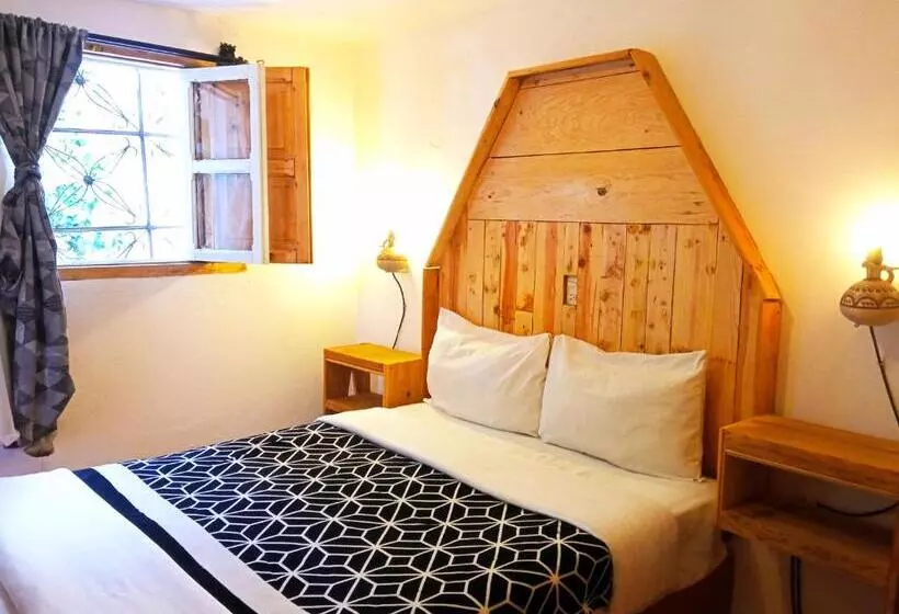 ペンション Corazón Corteza