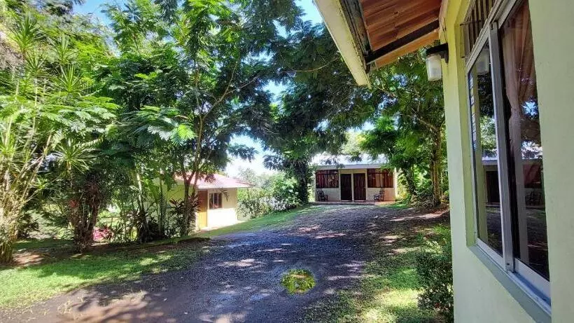 Majatalo Hostal Y Cabinas Anita And Rafting Tour!