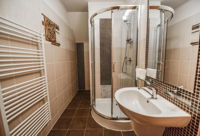 ペンション Penzión Lomnicky