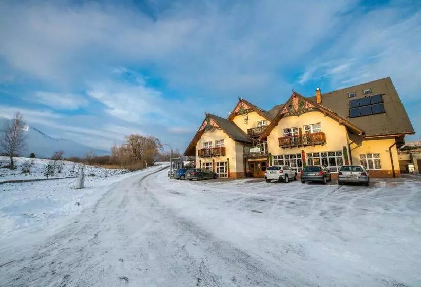 ペンション Penzión Lomnicky