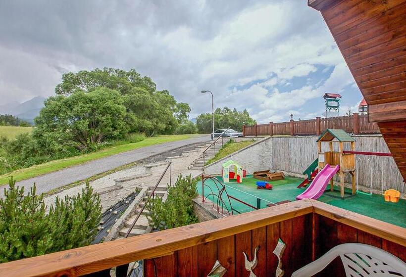 ペンション Penzión Lomnicky