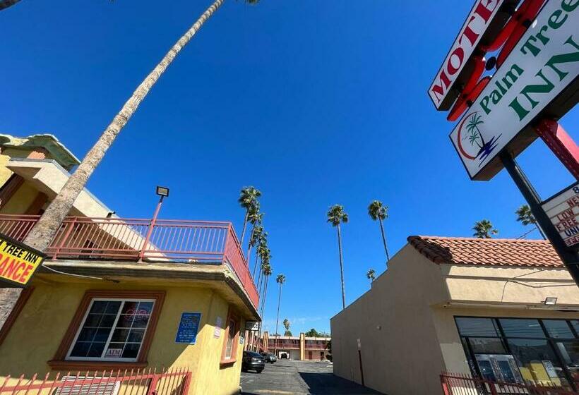 فندق على الطريق Palm Tree Inn