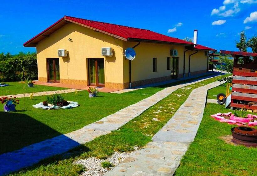 Pensió Casa Mariana