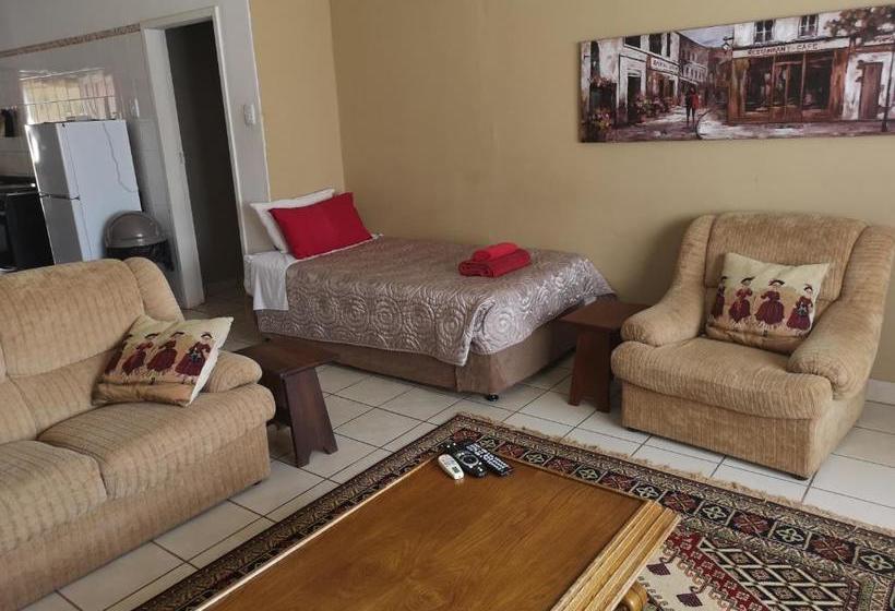 펜션 Africas Eden Too