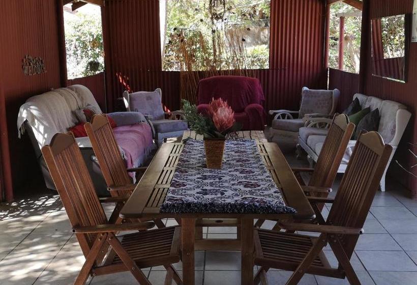 펜션 Africas Eden Too