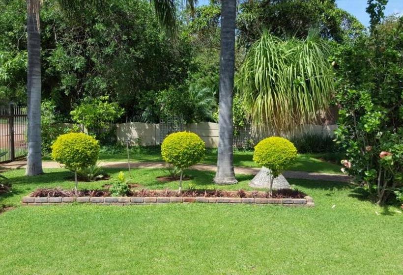 펜션 Africas Eden Too