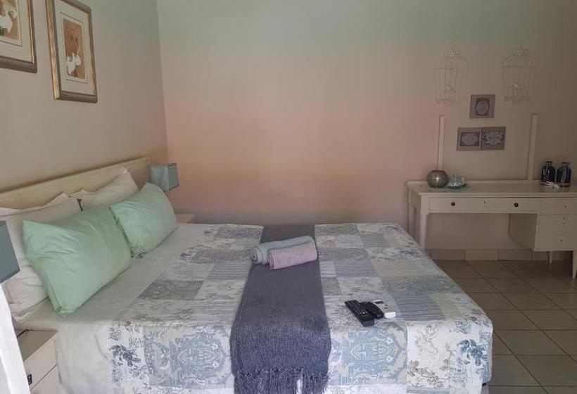 펜션 Africas Eden Too