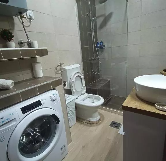 پانسیون Guesthouse Bit Accommodation