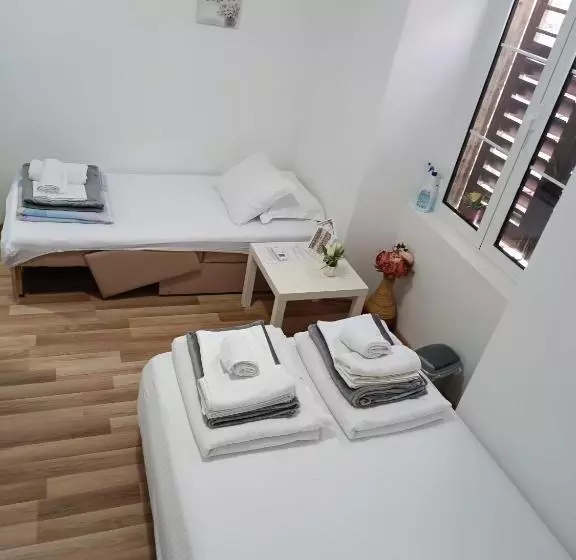 پانسیون Guesthouse Bit Accommodation