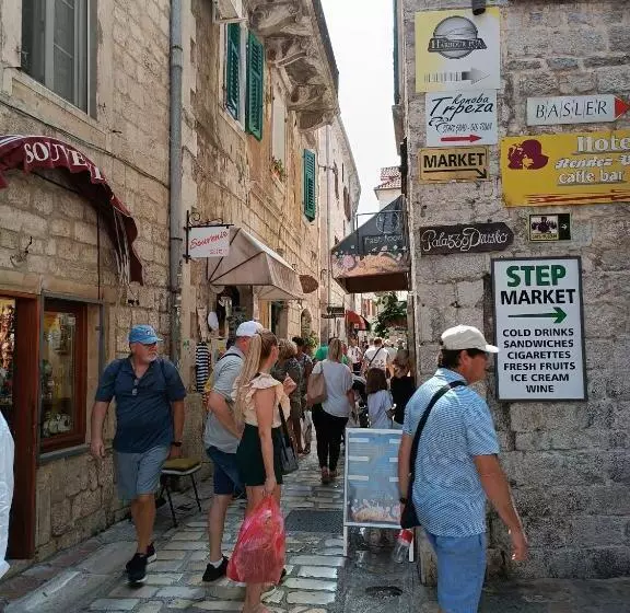 پانسیون Guesthouse Bit Accommodation